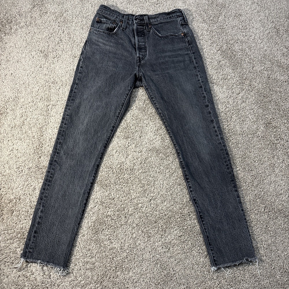 Levis 501 Jeans Womens 26x28 Button Fly Gray Raw Hem Frayed‎ Grunge